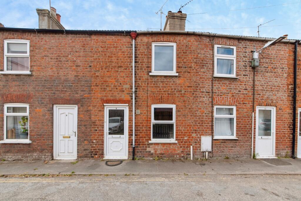 Main image of property: Gore Lane, Spalding