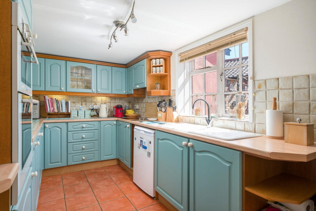 House in Mid Suffolk, Botesdale - More