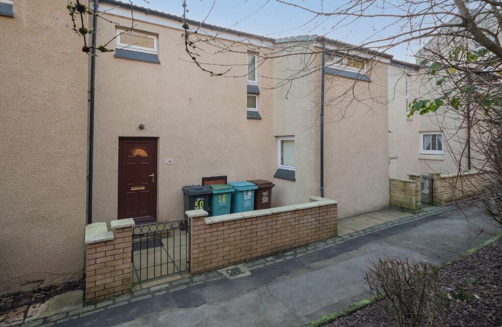Main image of property: 50 Springfield Road, Cumbernauld, G67