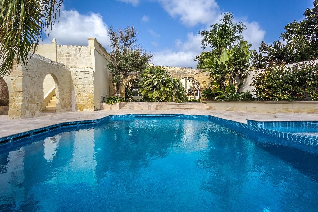 Main image of property: Lija