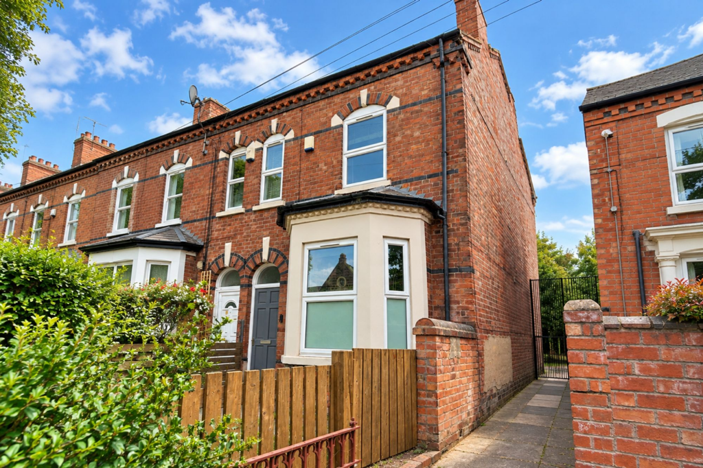 4-bed terraced on All Saints Terrace, Nottingham, NG7, £285,000