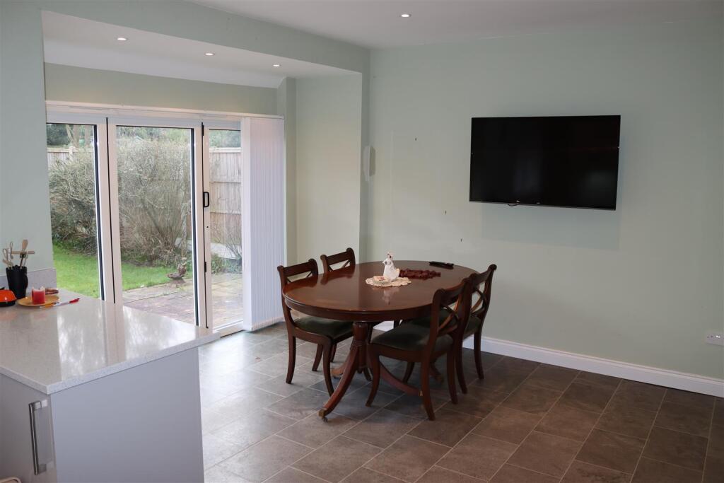 House in Walsall, West Midlands - View 4