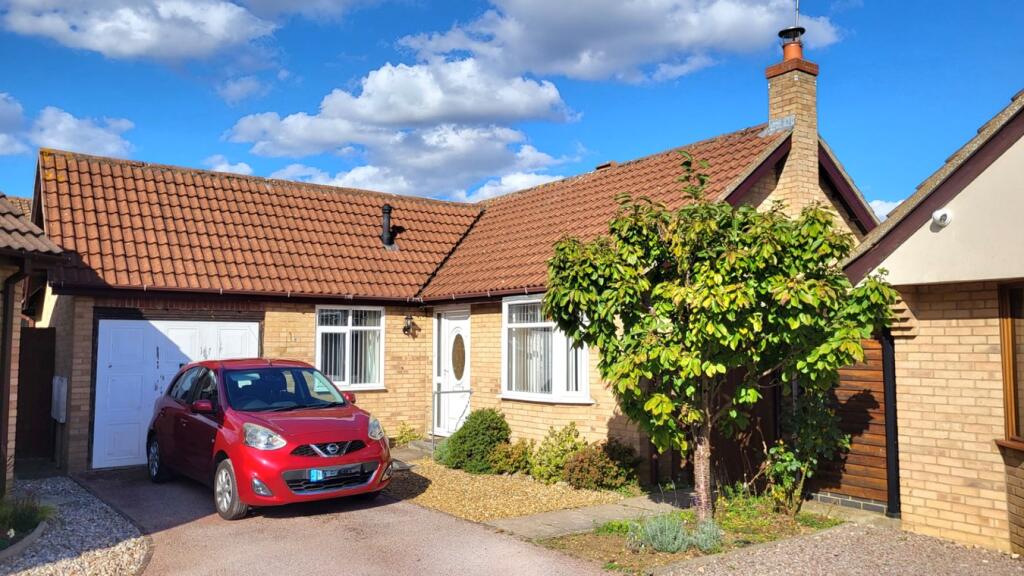 2-bed detached on Benyon Grove, Orton Malborne, Peterborough, PE2, £235,000