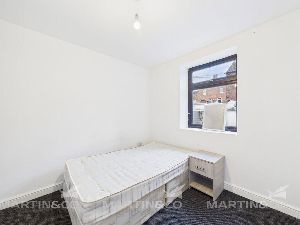 House in Doncaster - View 4