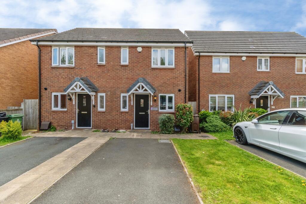 Main image of property: Mentor Close, Walsall, WS2