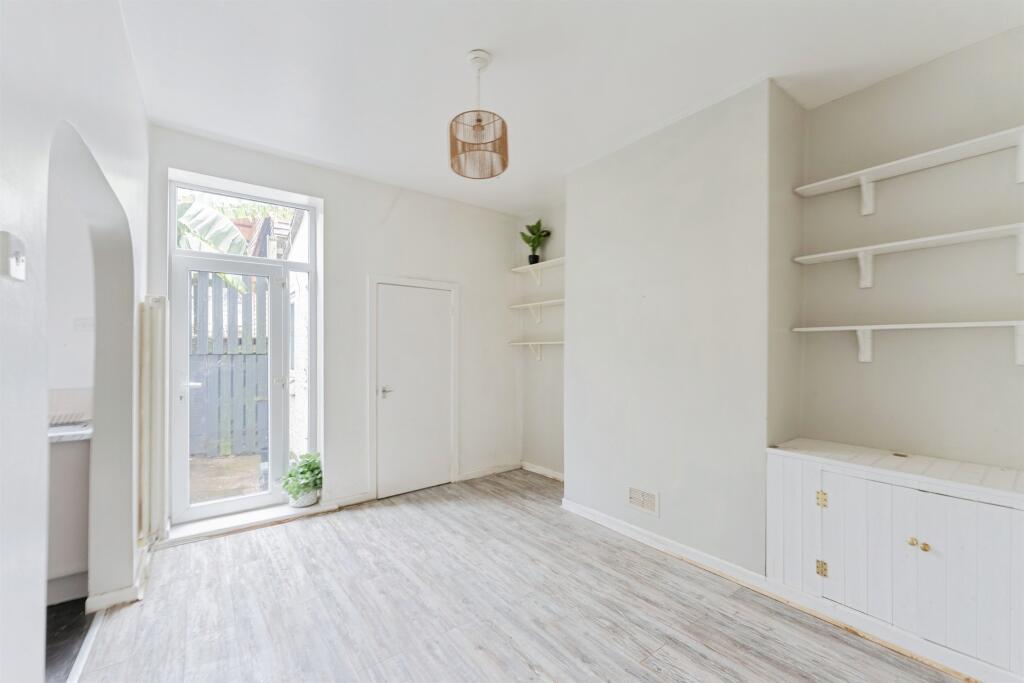 House in Wirral, Liverpool City Region - More