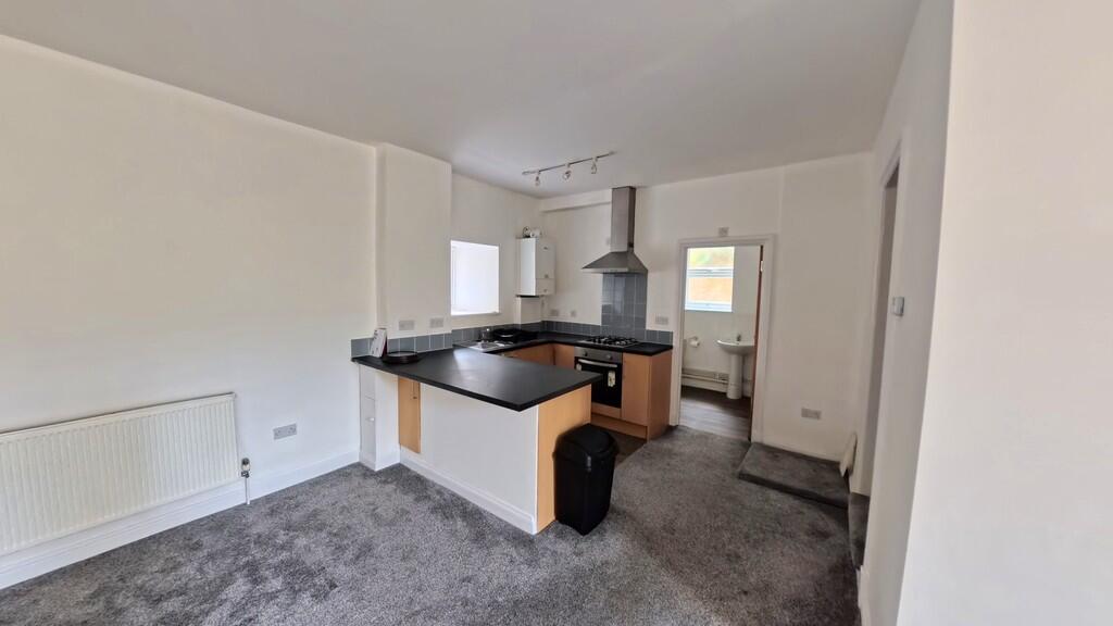 Apartment in Weston-super-Mare, Cliftonville - View 4