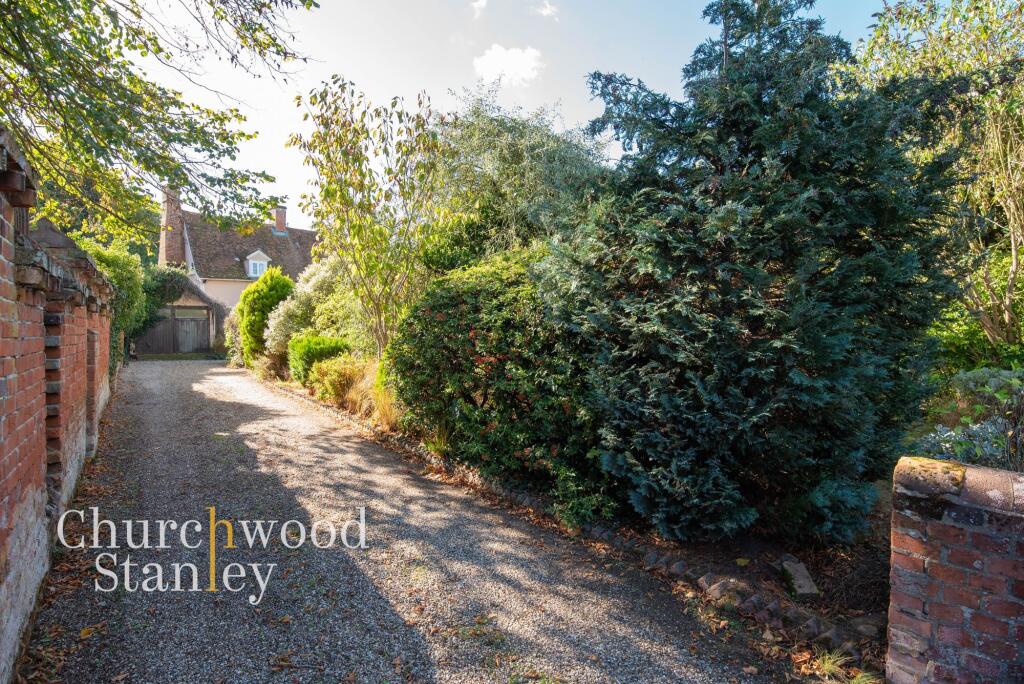 House in Ipswich - View 5