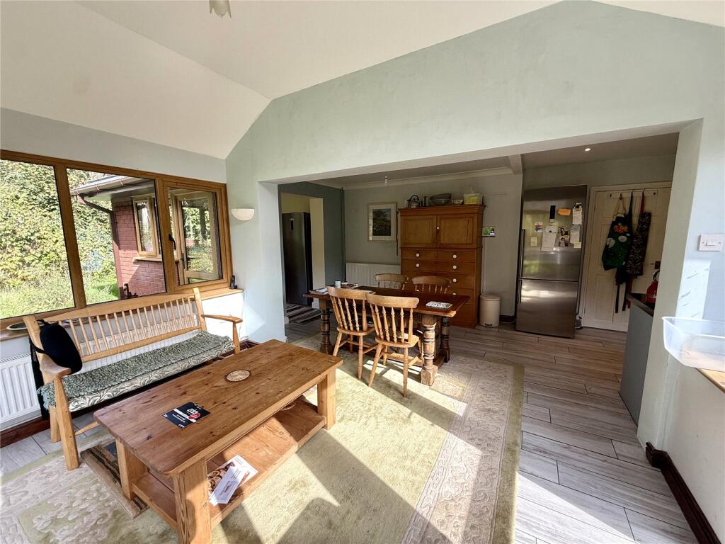 House in Llandrindod Wells - More