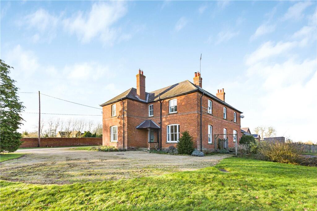 Main image of property: Clifton Road, Deddington, Banbury, Oxfordshire, OX15