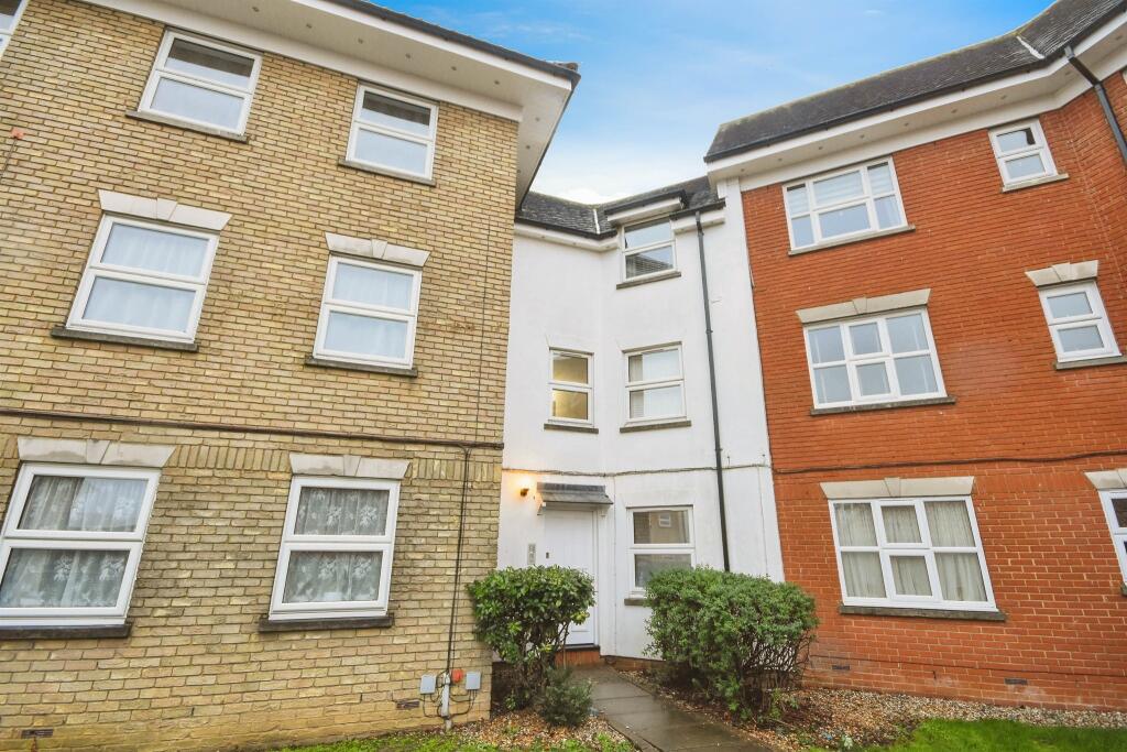 Main image of property: Tallow Gate, South Woodham Ferrers, CHELMSFORD