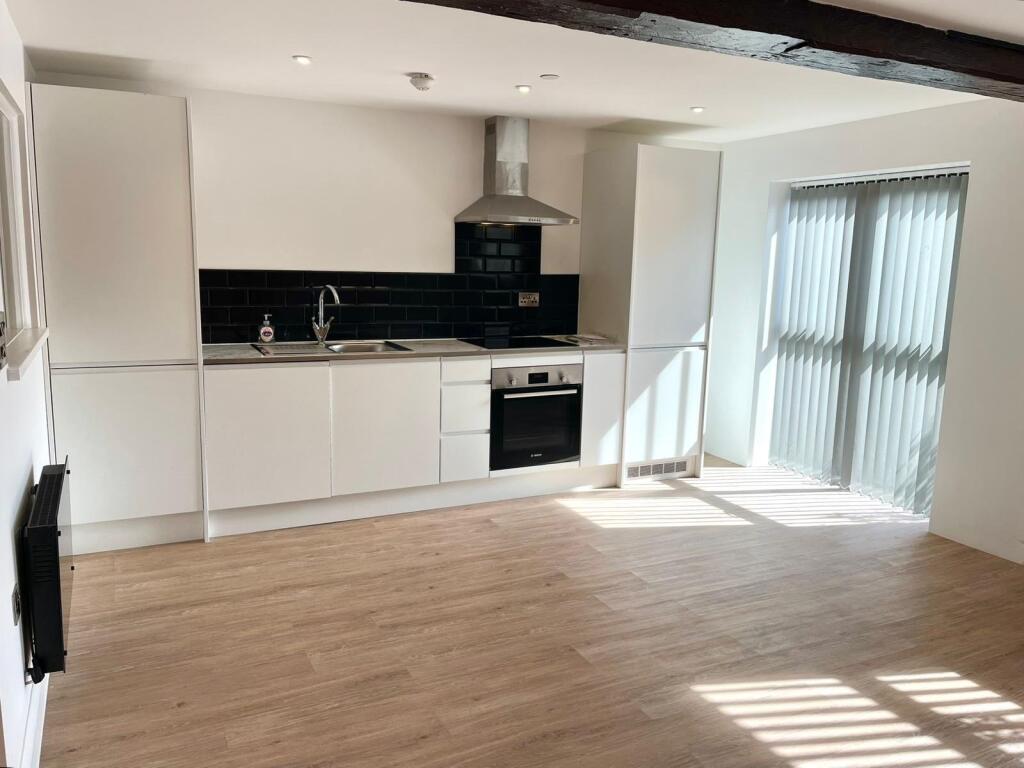 Apartment in Derby - View 3