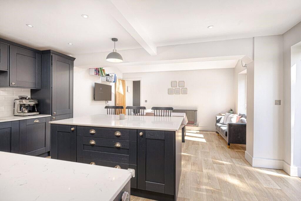 House in East Hertfordshire, Hockerill, Bishop's Stortford - View 4