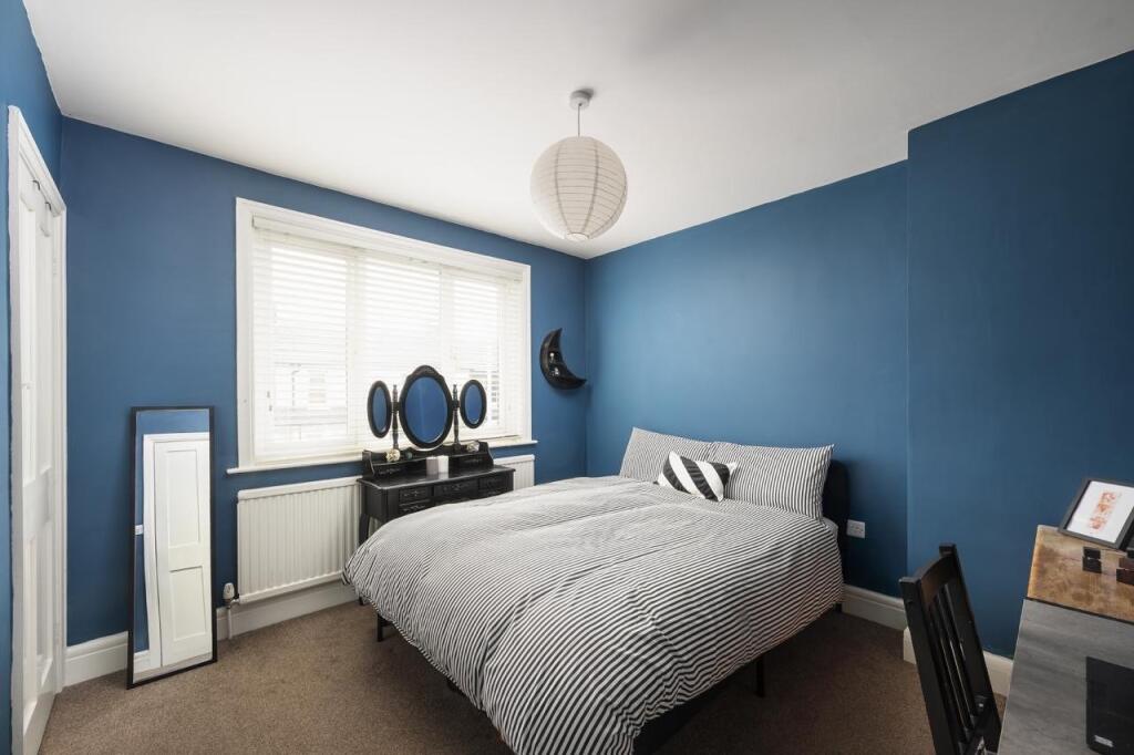 House in Brighton - View 5
