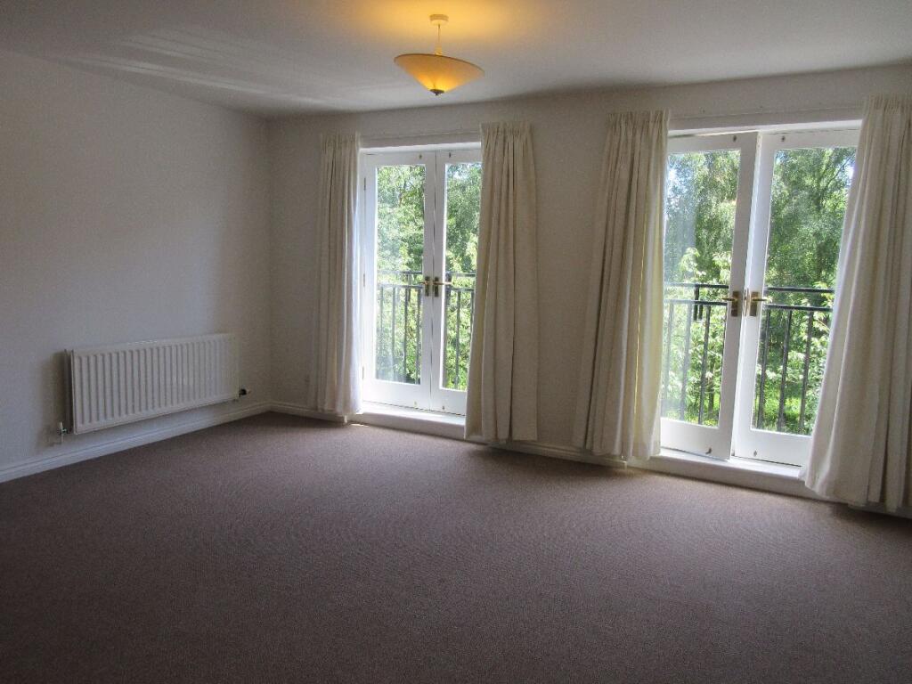 Apartment in Lancaster - View 3