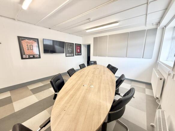 Communal Meeting Room