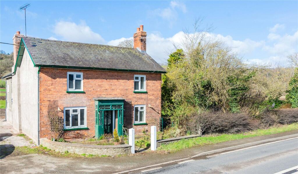 Main image of property: Llwynderw Villa, Llwynderw, Welshpool, Powys