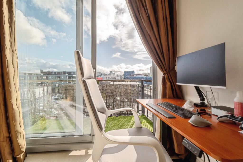 Apartment in Plymouth - View 4