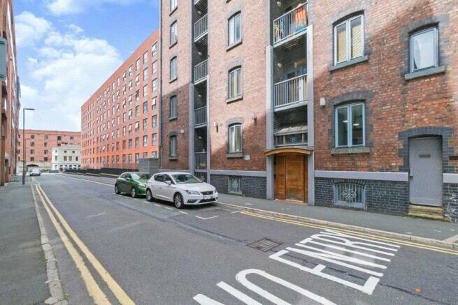 2-bed flat on Cornhill, City Centre, Liverpool, L1, £170,000