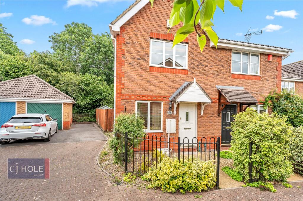 Main image of property: Westons Brake, Emersons Green, Bristol, BS16