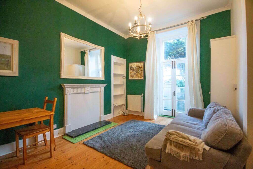 Main image of property: 2897L Granton Road, Edinburgh, EH5 3NL