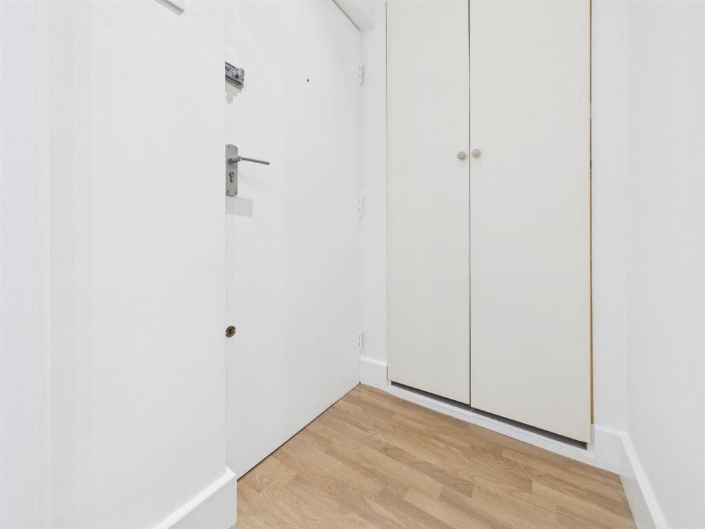 Apartment in Gateshead, North East - More