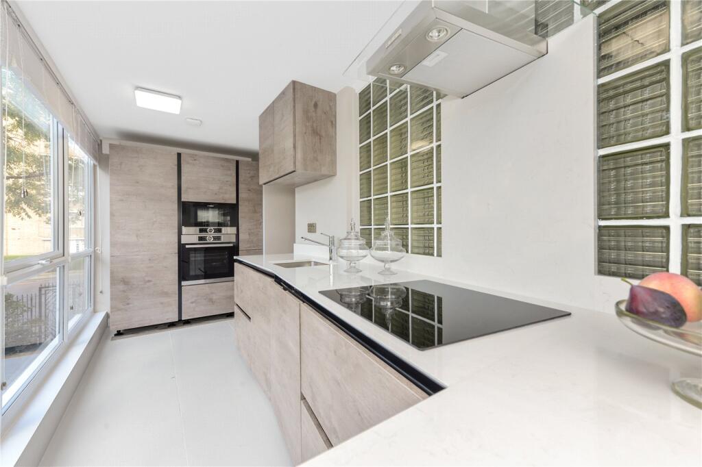 Apartment in London - View 2