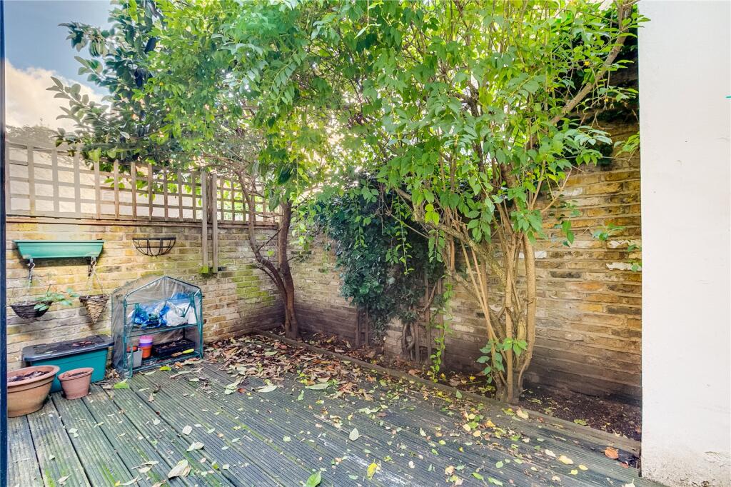 Apartment in London - View 4