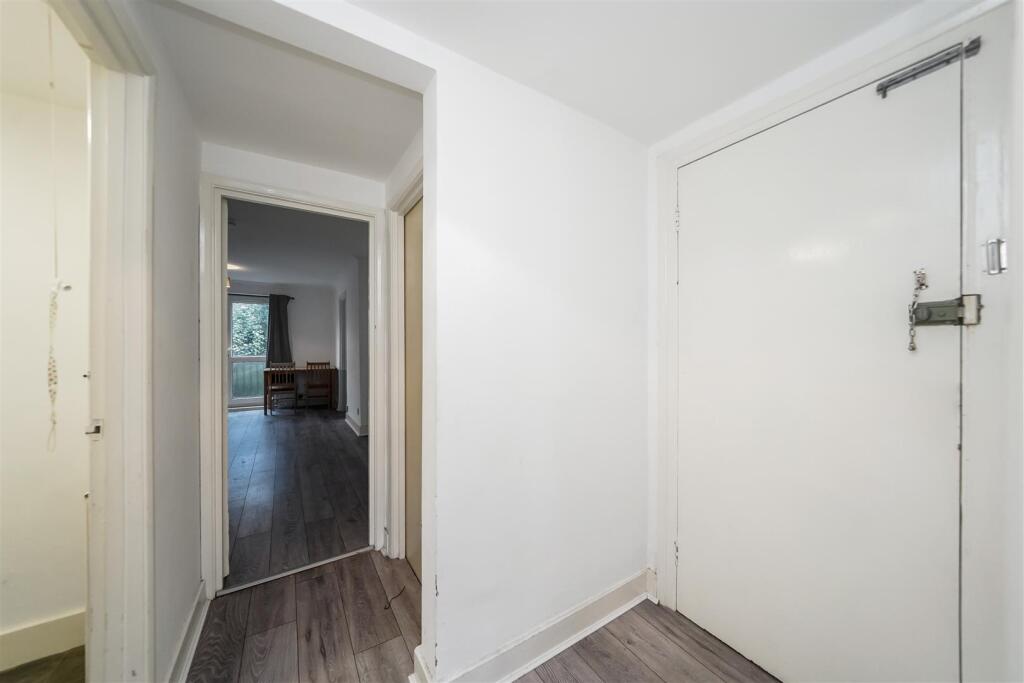 Apartment in London, Hornsey Park, Hornsey - More
