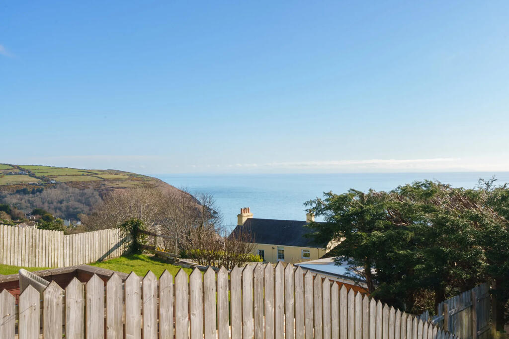 House in Lonan, Baldrine - More