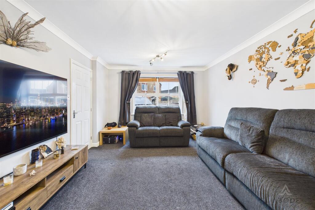 Higgott Close, Branston photo 3