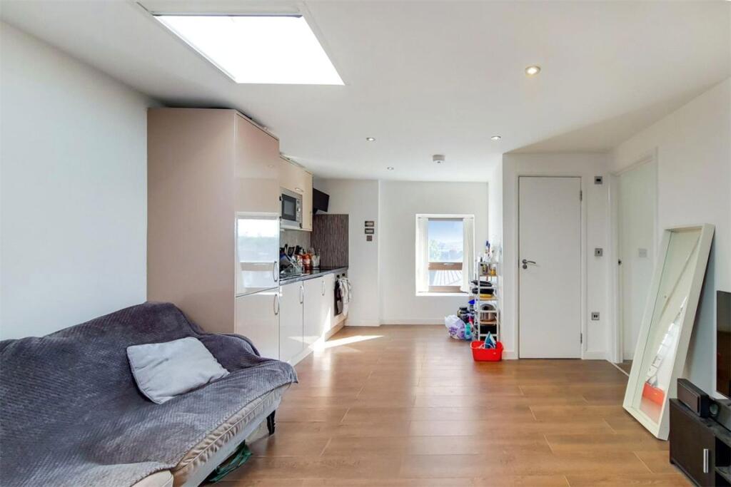 Main image of property: North End Road, London