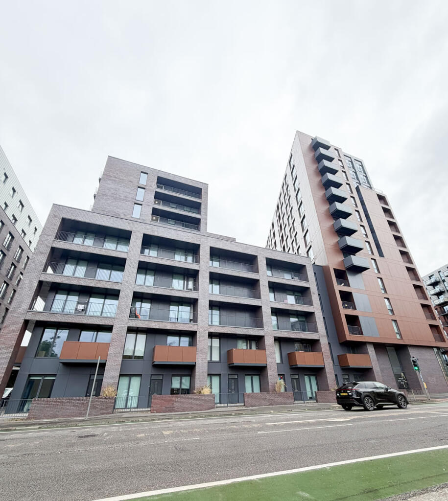 Main image of property: Landmark, 30 Oldfield Road, Salford M5 4ZL