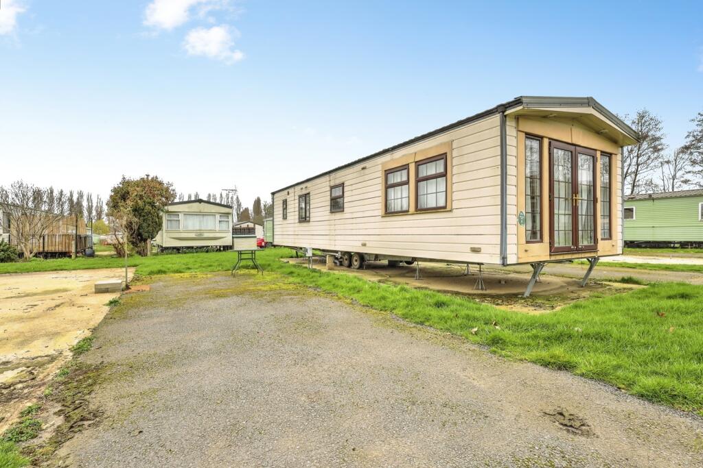 Main image of property: Birdlake Way, Billing Aquadrome, Northampton, Northamptonshire, NN3