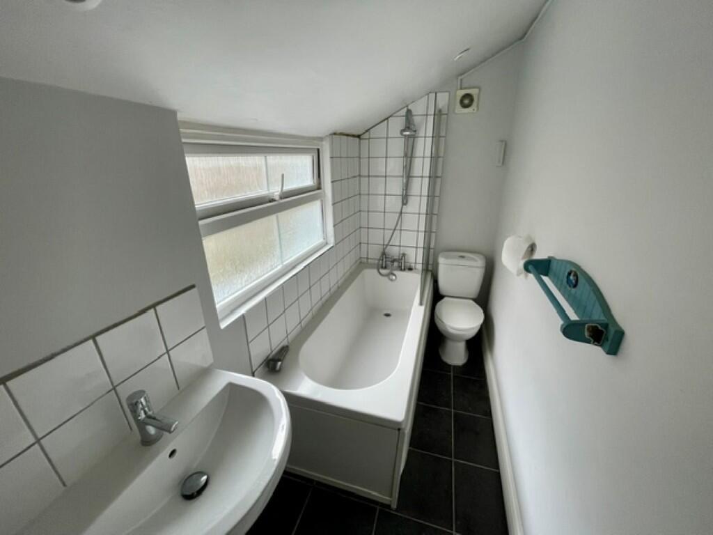 House in Ipswich - View 5
