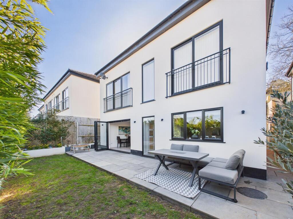 Main image of property: Riddlesdown Road, Purley