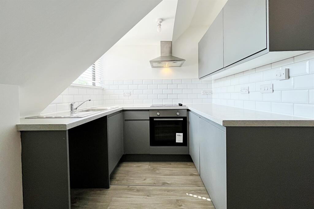 Apartment in Bournemouth - View 2