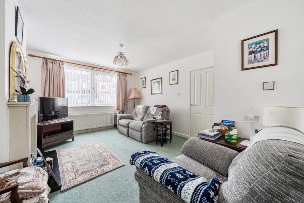 Cossham Close, Thornbury, Bristol, BS35 photo 4