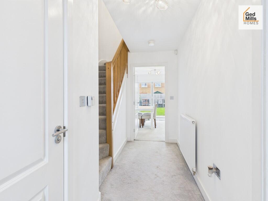 9, Sapphire Drive, Poulton photo 2