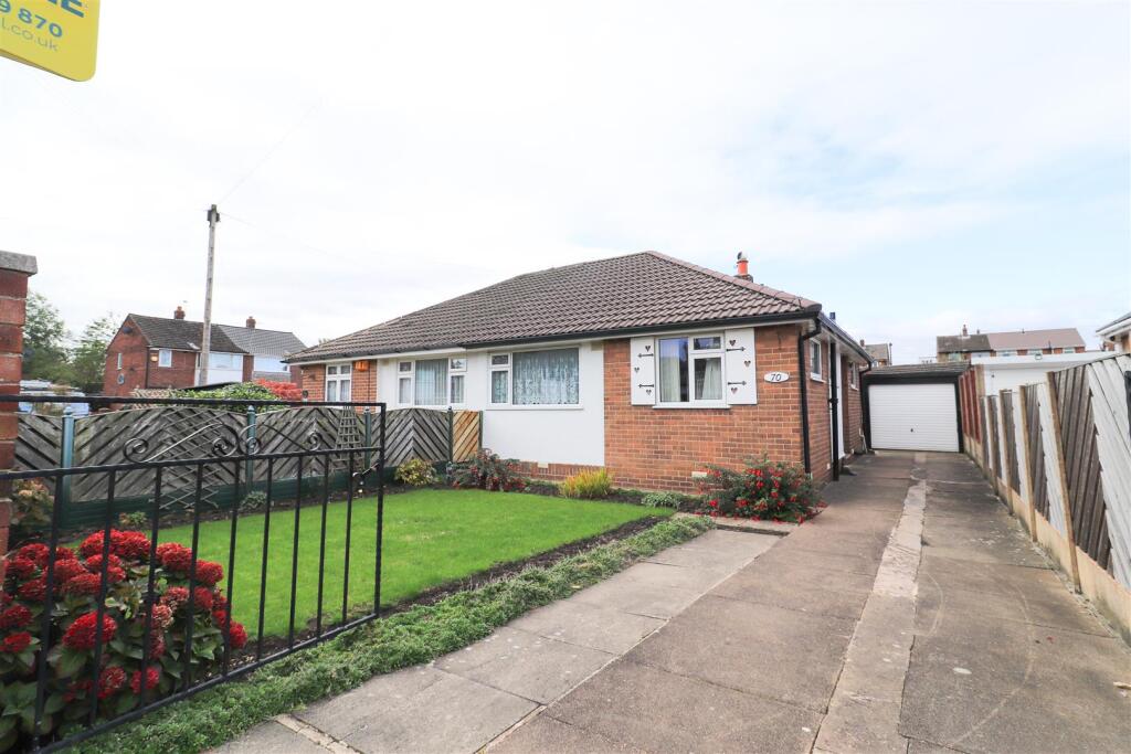 Main image of property: Altofts Lodge Drive, Altofts, Normanton