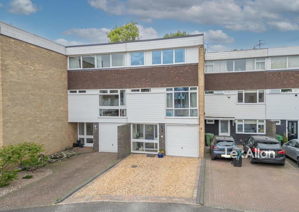Main image of property: Ferndale Close, Hagley