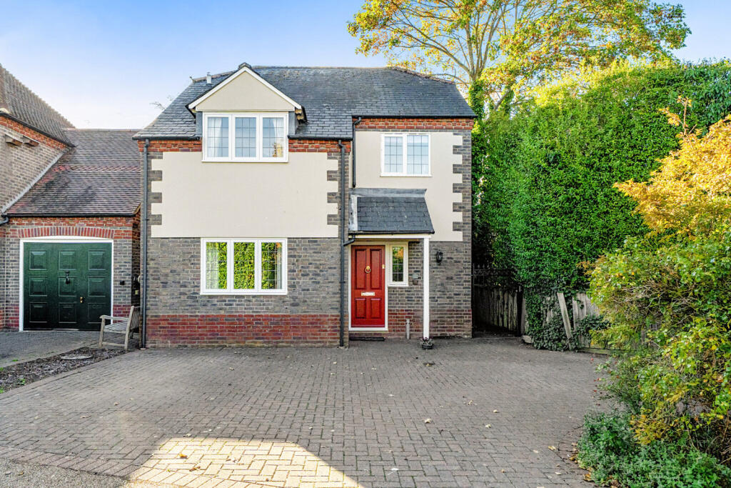 Main image of property: Woodview Road, Pangbourne, Reading, Berkshire, RG8