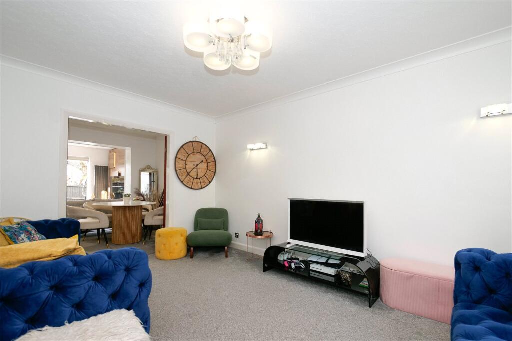 Additional image 4 of Cromwell Court, Bradford, West Yorkshire, BD9