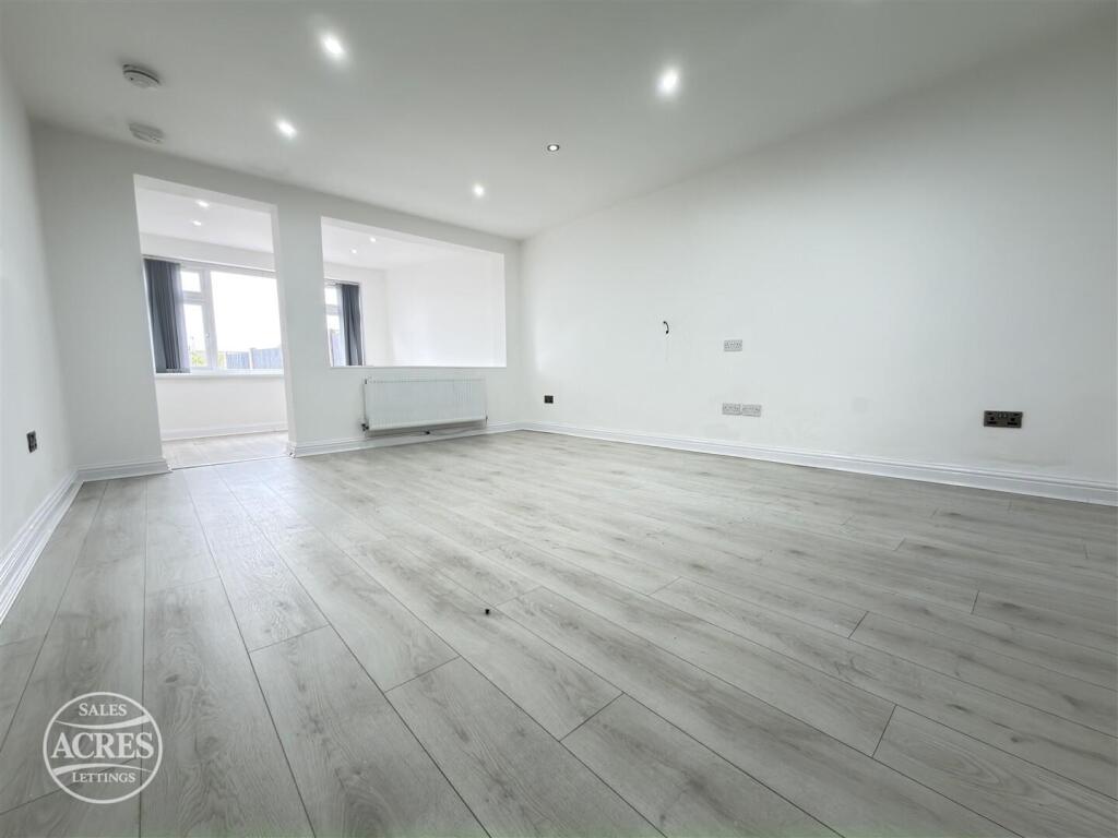 Park Farm Road, Great Barr, Birmingham photo 2