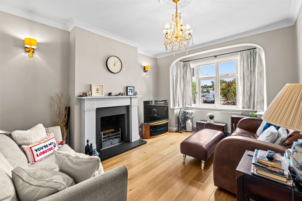 House in London - View 5