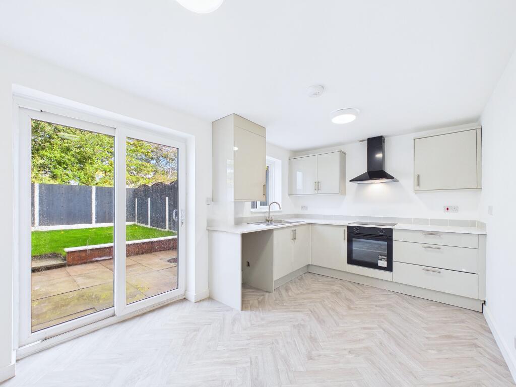 House in St Helens - View 3