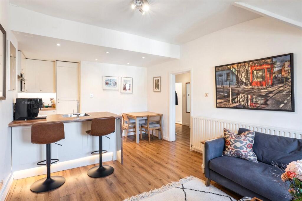 Apartment in London - View 4
