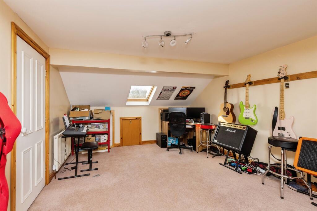 Additional image 13 of Back Lane, Thornton, BRADFORD