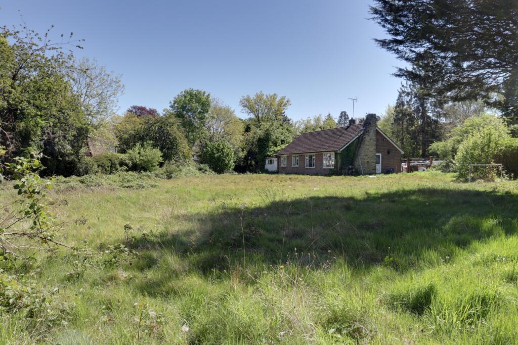 House in Croydon - View 4