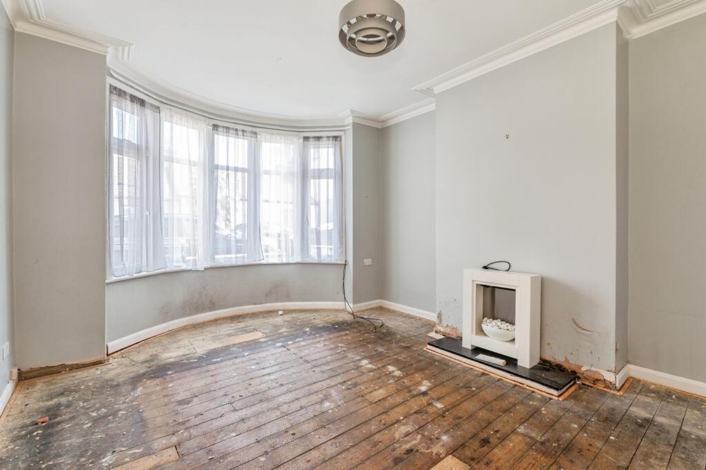 House in Southend-on-Sea, Essex - View 4